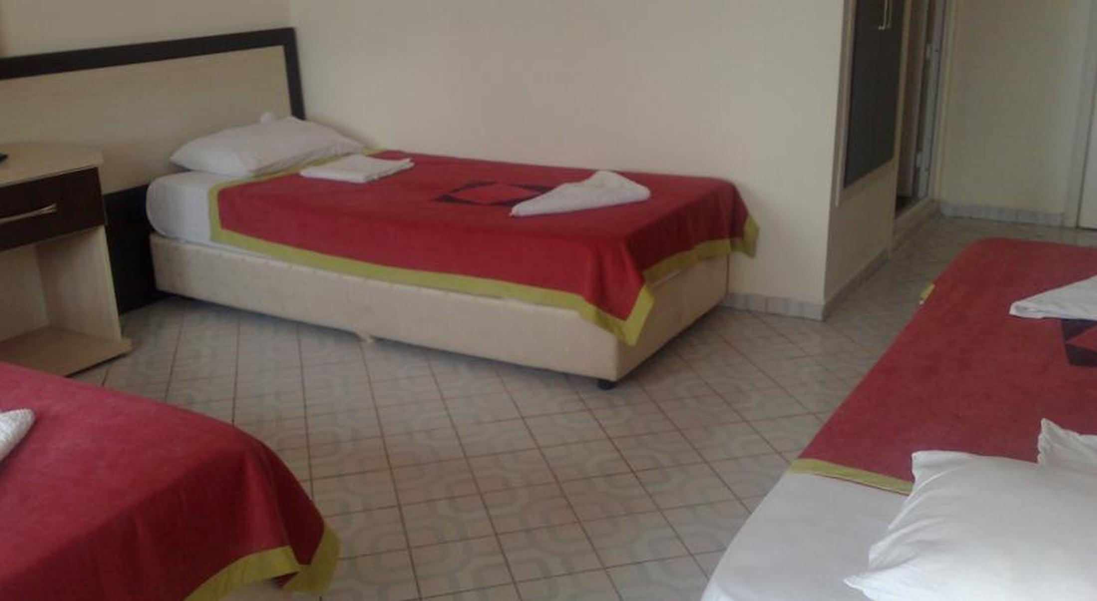 Hotel Palmiye Side Bagian luar foto