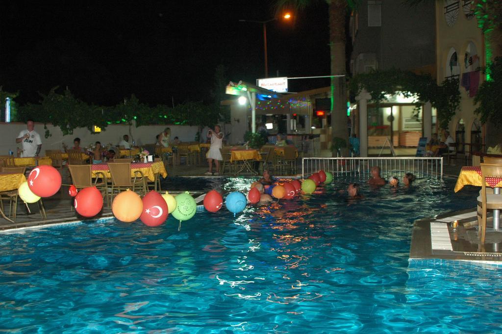 Hotel Palmiye Side Bagian luar foto