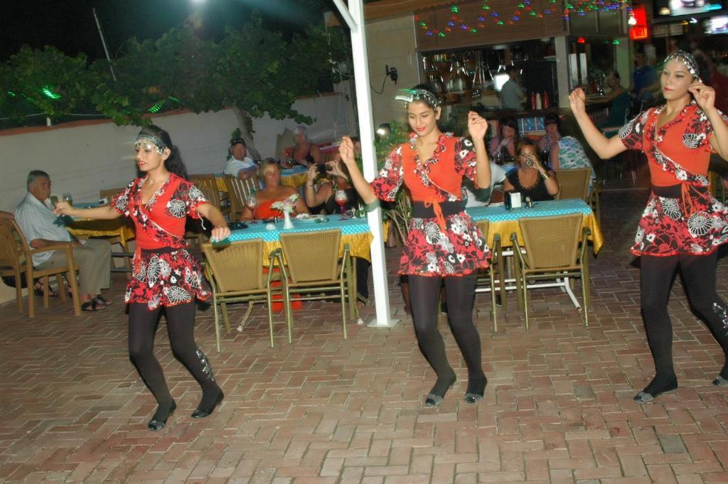 Hotel Palmiye Side Bagian luar foto