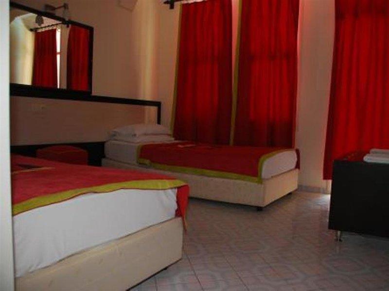 Hotel Palmiye Side Bagian luar foto