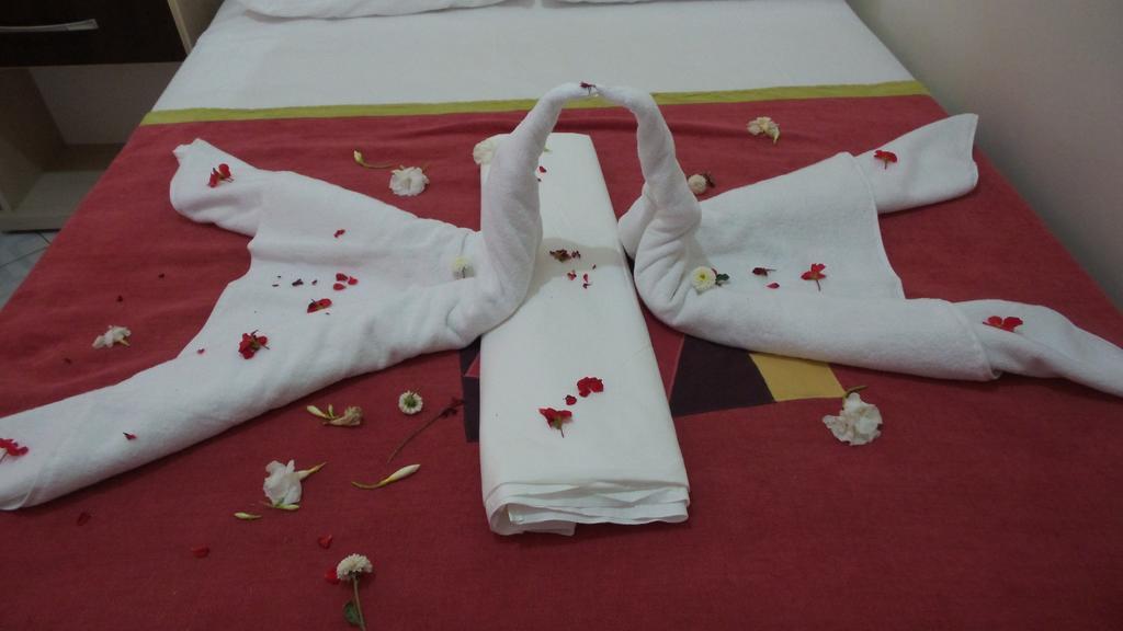 Hotel Palmiye Side Bagian luar foto